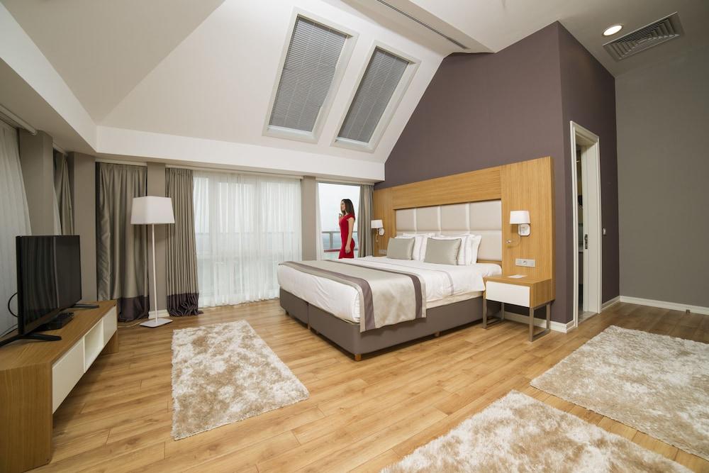 Radisson Residences Avrupa Tem Istanbul Exterior photo