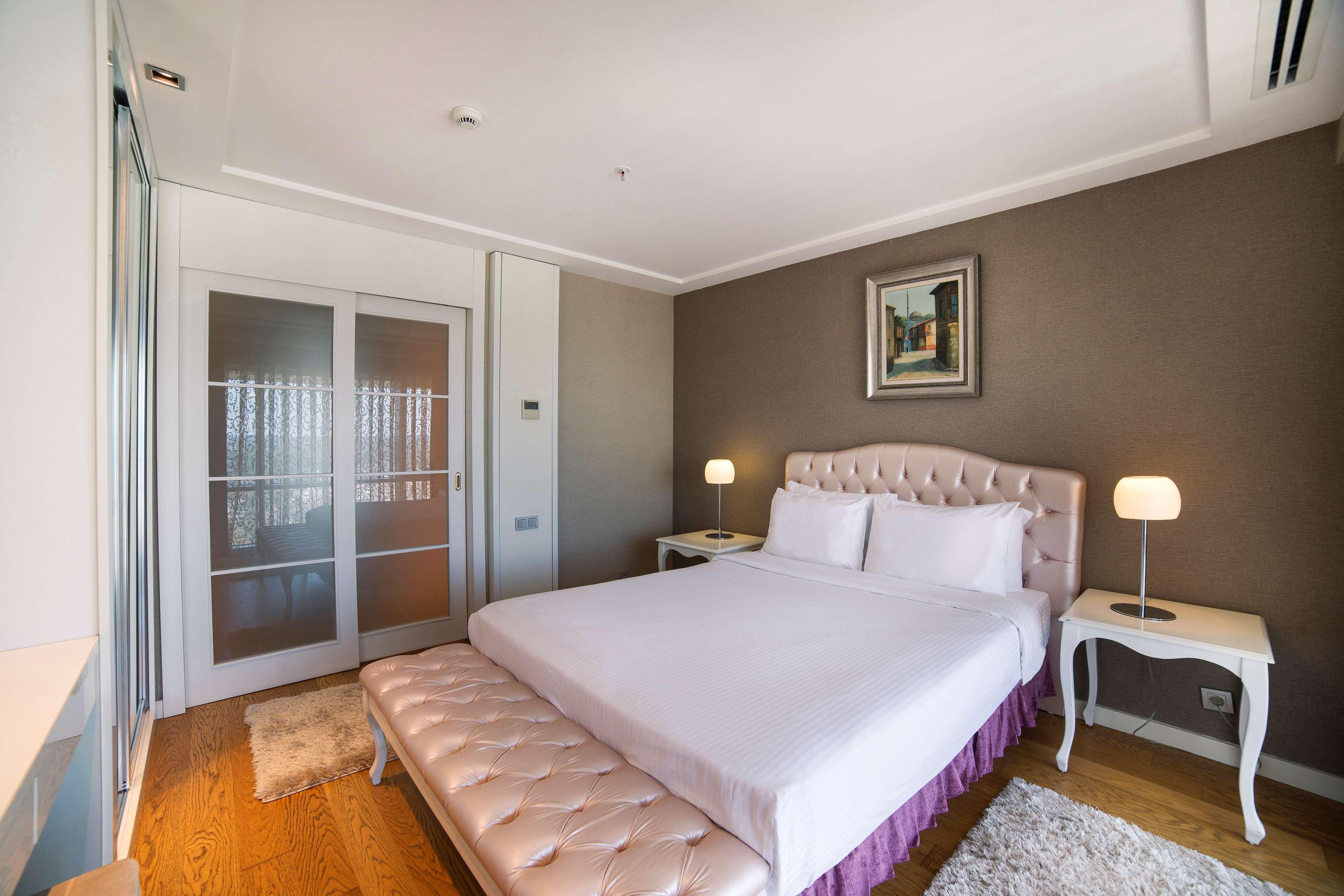 Radisson Residences Avrupa Tem Istanbul Exterior photo