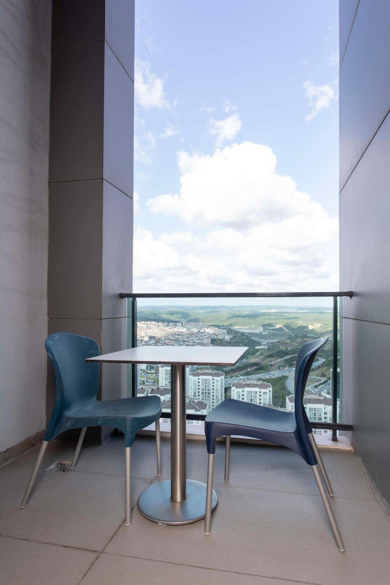 Radisson Residences Avrupa Tem Istanbul Exterior photo